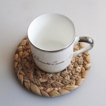 Runde, gewebte Platzsets aus Wasserhyazinthenstroh, hitzebeständig, rutschfest, handgefertigt, waschbar, für drinnen und draußen, 18 cm (7 Zoll)