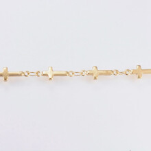 Plátáil Ian (IP) Slabhraí Nasc Barra Cruach Dhosmálta 304 Lámhdhéanta, Sádráilte le Cros Spóil Órga, thart ar 13x5x1.5mm, 32.8 troigh
