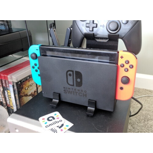 Vertical Stabilizing Feet for Nintendo Switch Dock in Black Or White