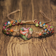 (A) Verstellbares Herz-Chakra-Armband im Boho-Chic-Stil mit bunten Natursteinen – perfekt für Yoga und Meditation, modisches
