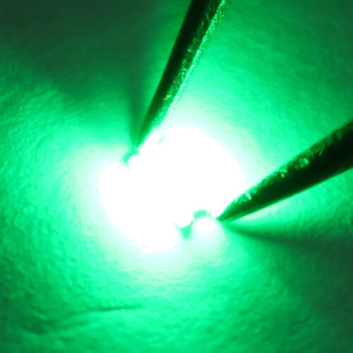 100 pcs 1206 Surface Mounted Devices Green LED Diode Lights Lighting Bulb Lamps Electronics Components Light Emitting Diodes 2