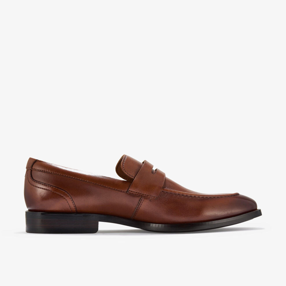 Clarks (Standard, 6.5 (Adults')) Banstead Lo Tan Leather