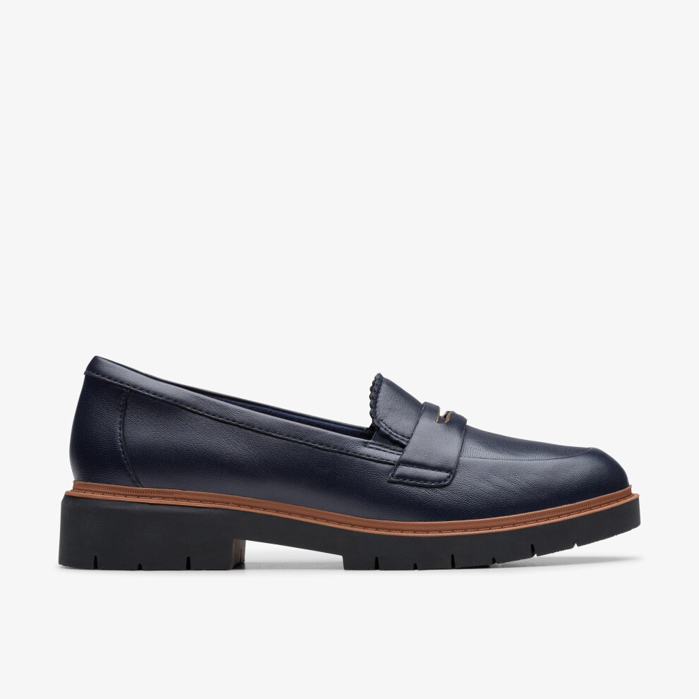 Clarks (Standard, 6.5 (Adults')) Westlynn Glow Navy Leather