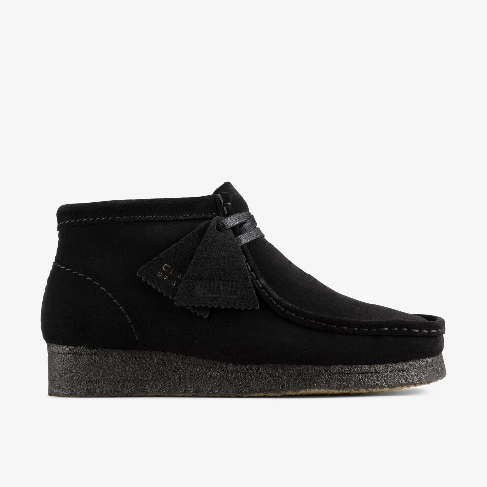 Clarks (Standard, 4.5 (Adults')) Wallabee Boot. Black Sde