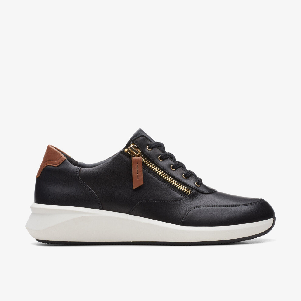 Clarks (Wide, 4 (Adults')) Un Rio Zip Black Leather