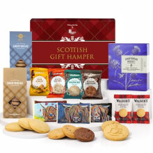 Scottish Hamper Shortbread Biscuits Gift Set by Hattie's Gifts – Luxury Biscuit Selection from Walkers, Reids, Deans & Shortbread House of Edinburgh