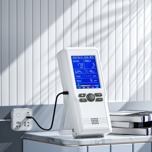 Digital Display Boost Converters Solar Panel Compatible 94%High Efficiency 3pc