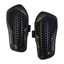 (S, Black/Gold) Mitre Pro Aircell Technology Shin Guards