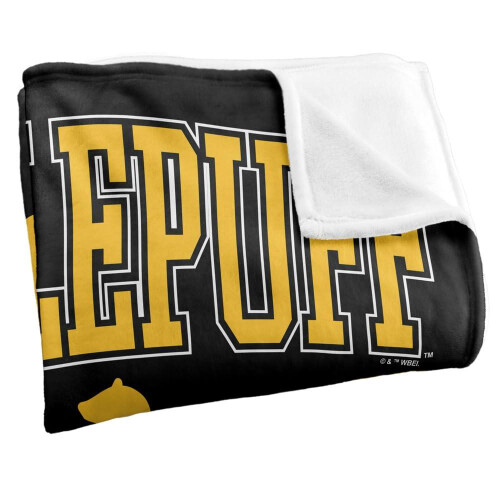 Harry Potter (152cm x 127cm, Multicoloured) Harry Potter Hufflepuff Throw 1