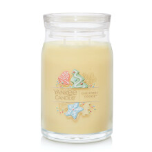 Yankee Candle Christmas Cookie Scented, Signature 20oz Large Jar 2-Wick Candle, Over 60 Hours of Burn Time, Holiday Festive Candle, Ideal for Holiday