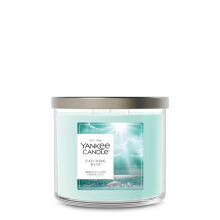 Yankee Candle Catching Rays, Scented Candle, 14.5oz 3-Wick Candle Jar with up to 40 Hours Burn Time