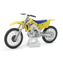 Żółty motocykl Suzuki RM-Z450 w skali 1:18, odlewany ciśnieniowo, firmy NewRay Toys