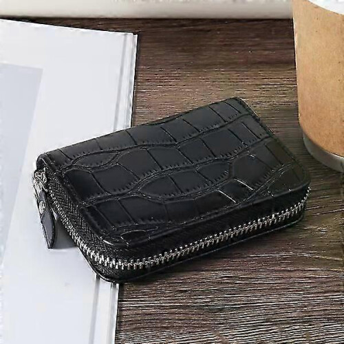 Ladies' Simple Short Wallet with Alligator Pattern and Zipper Design for Easy Access