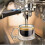 Due tazze da caffè a doppio strato da 200 ml, che mantengono le bevande calde e fredde. 5