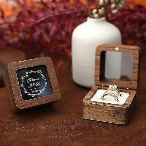 Walnut Ring Box Solid Wood Material Classic Style Valentine's Day Jewelry Gift Box