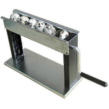 Manual Quail Egg Peeler Machine Quail Egg Sheller Household Quail Egg Peeling Machine for Boiled Quail Egg Egg Huller Portable