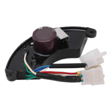 Compatible avec un régulateur de tension automatique triphasé à 8 cordons (AVR) jusqu'à un générateur de 7,5 kW.
