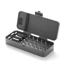 Kit eficiente 24 em 1 com chave de catraca, chave de fenda, bits magnéticos S2 e acessórios.