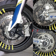 (Front one) Front Rear Axle Crash Protectors for Husqvarna 701 Supermoto Enduro