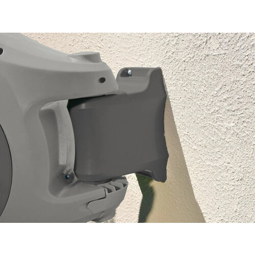 Hozelock Hozelock 40m Wall-Mounted Auto-Rewind Hose Reel with Accessories 2