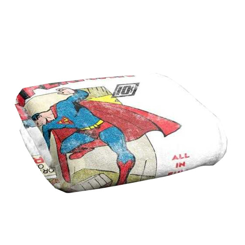 Superman (152cm x 127cm, Multicoloured) Superman Old School Flight Soft Touch Blanket 1
