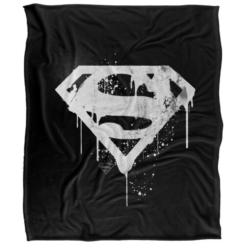 Superman (147cm x 91cm, Multicoloured) Superman Graffiti Logo Blanket
