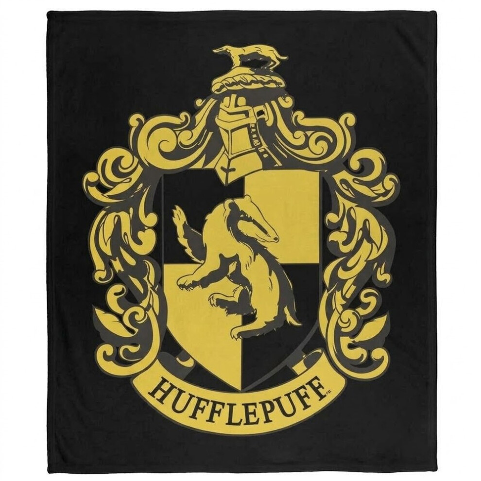 Harry Potter (152Cm X 127Cm, Black/Gold) Hufflepuff Crest Blanket