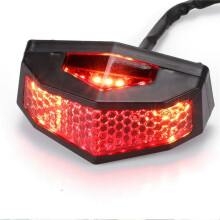 2X 5-i-1 Motorcykel LED-Blinkers Stopp Bakre Bakbromsljus Registreringsskylt Universal RöD