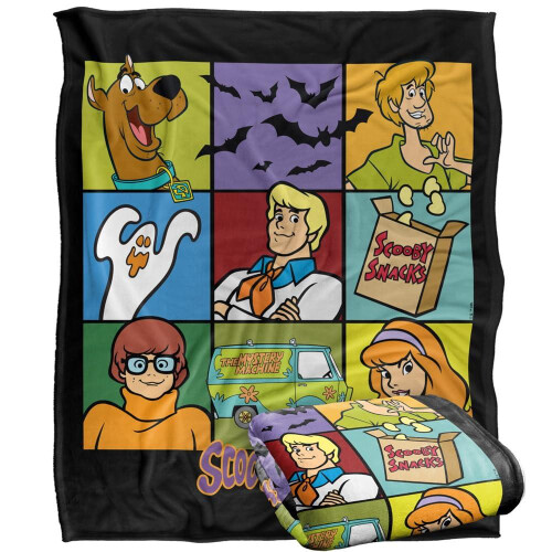 Scooby Doo (147cm x 91cm, Multicoloured) Scooby Doo Squares Supersoft Blanket 1