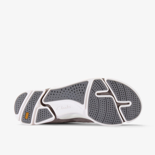 Clarks (Standard, Not Specified) Trigenic2Flex Grey Nubuck 2