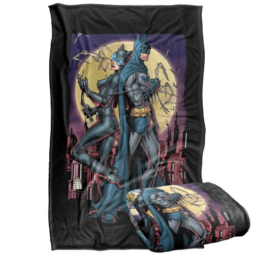 Batman (147cm x 91cm, Multicoloured) Batman Paint The Town Soft Touch Blanket 1