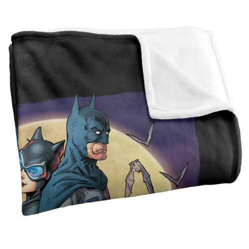 Batman (147cm x 91cm, Multicoloured) Batman Paint The Town Soft Touch Blanket 2