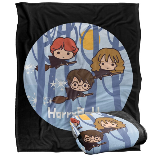 Harry Potter (147cm x 91cm, Multicoloured) Harry Potter Flying On Broomsticks Chibi Group Blanket 1