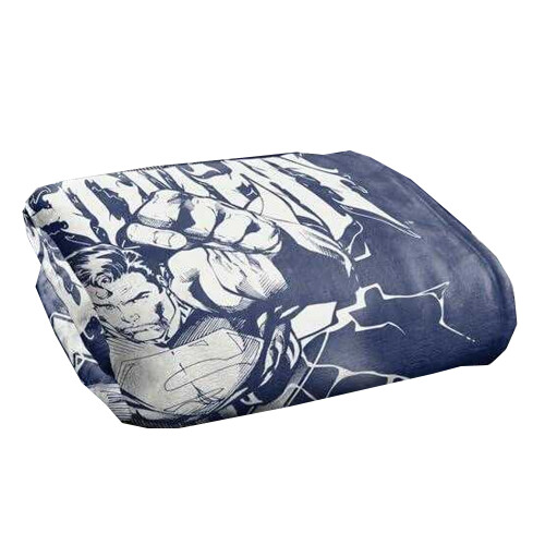 Superman (147cm x 91cm, Multicoloured) Superman Flying Soft Touch Blanket 1