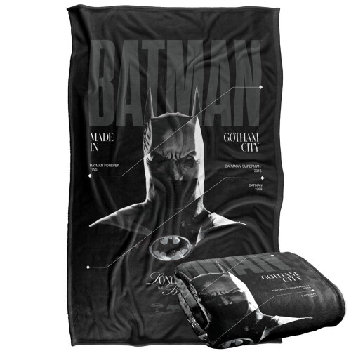 Batman (147cm x 91cm, Multicoloured) Batman Classic Soft Touch Blanket 1