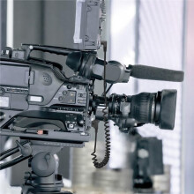 Cable de Alimentación en Espiral en Ángulo Recto D-Tap A 12 V CC 2,5 para Equipos y Monitores DSLR