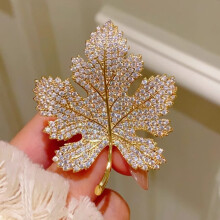 Women Brooches Insect Themed Brooch Animal Pin Crystal Vintage Brooch Retro Pin for Women Girls Mother's Day Gifts