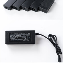 Cargador de batería de patinete eléctrico de 42 V y 2 A, adaptador de corriente para hoverboard con sistema de equilibrio.