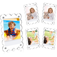 Cadres Photo Magnétiques à Bords Festonnés, Pack de 5 pour Réfrigérateur, 2,36 X 3,54 Pouces, Aimants en Acrylique