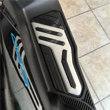 Motorcycle Foot Pegs Footrests Footboard for T-MAX 560 TMAX560 T-MAX560 TMAX 560 2022-2025 Motorcycle Pedals