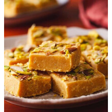 (Besan Burfi 750g) The Taste Of Indian Sweets