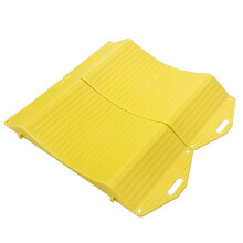 2pcs Car Tire Wheel Ramps Proof Heavy Duty Simple Using Tire Saver Ramps for RV Car Accessories Yellow