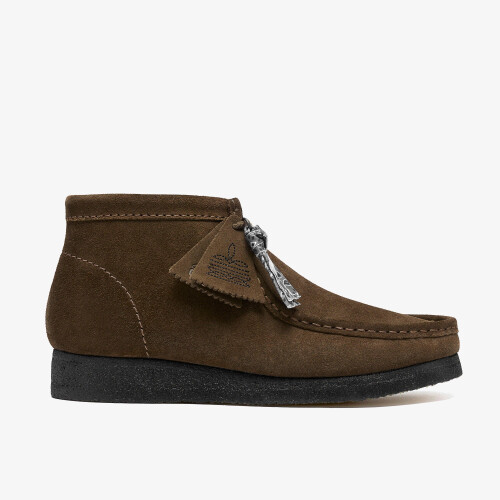 Clarks (Standard, 8.5 (Adults')) Wallabee Boot Dark Olive Sde