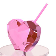 Farfi600ml sugrörsmugg för barn med kärlekshjärtdesign, läckagesäker bärbar plastvattenflaska för inomhus- och utomhusbruk,