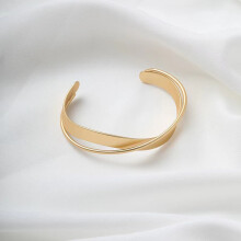 2024Neues koreanisches Mode-Armband mit dem Buchstaben D und Stern, schlichtes Vintage-Anhänger-Armband für Damen, Edelstahl-Armband, luxuriöser