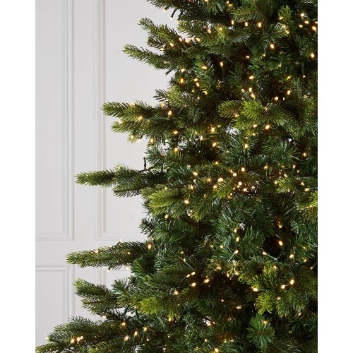 WeRChristmas 2750 Compact LED Light String 1