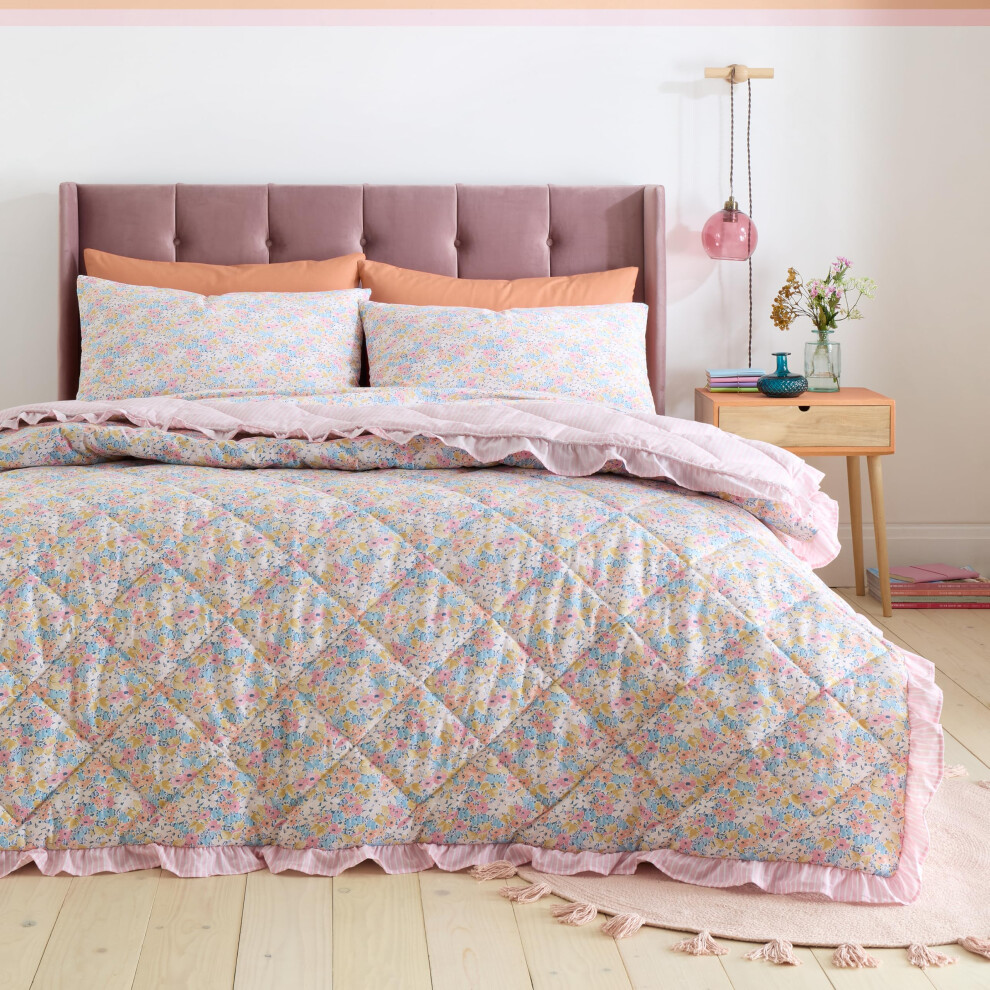 B&Q - Darcy Floral Reversible 220X230Cm Bedspread Pink - Image 4