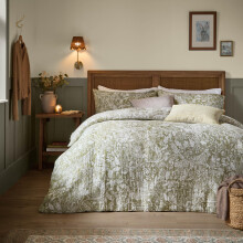 Voyage Maison Cademuir Duvet Cover Set – Woodland Toile Muslin Cotton (Sage - Double)