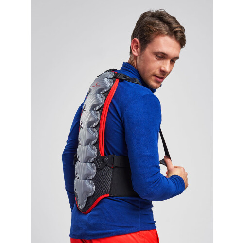 Black Crevice Back Protector Black/Red/Silver 8 Years (128 cm) 1