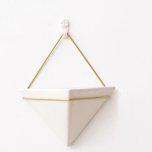Living And Home 1-Piece Wall Hanging Geometric Decorative Planter for Succulents 2